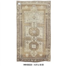 5x9 KARS Rug- WOOL/WOOL